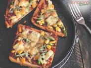 Instant Vegetable Bread Pizza
