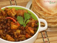 //sunayanagupta.com/recipeimages/138X184/Aloo Chane Ki Ghughni Recipe