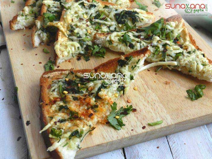 Chilli-Spinach-Cheese-Toast-4