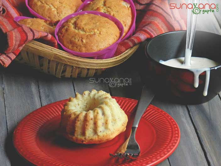 buttermilk-muffins-with-vanilla-butter-cream-icing-recipe-599